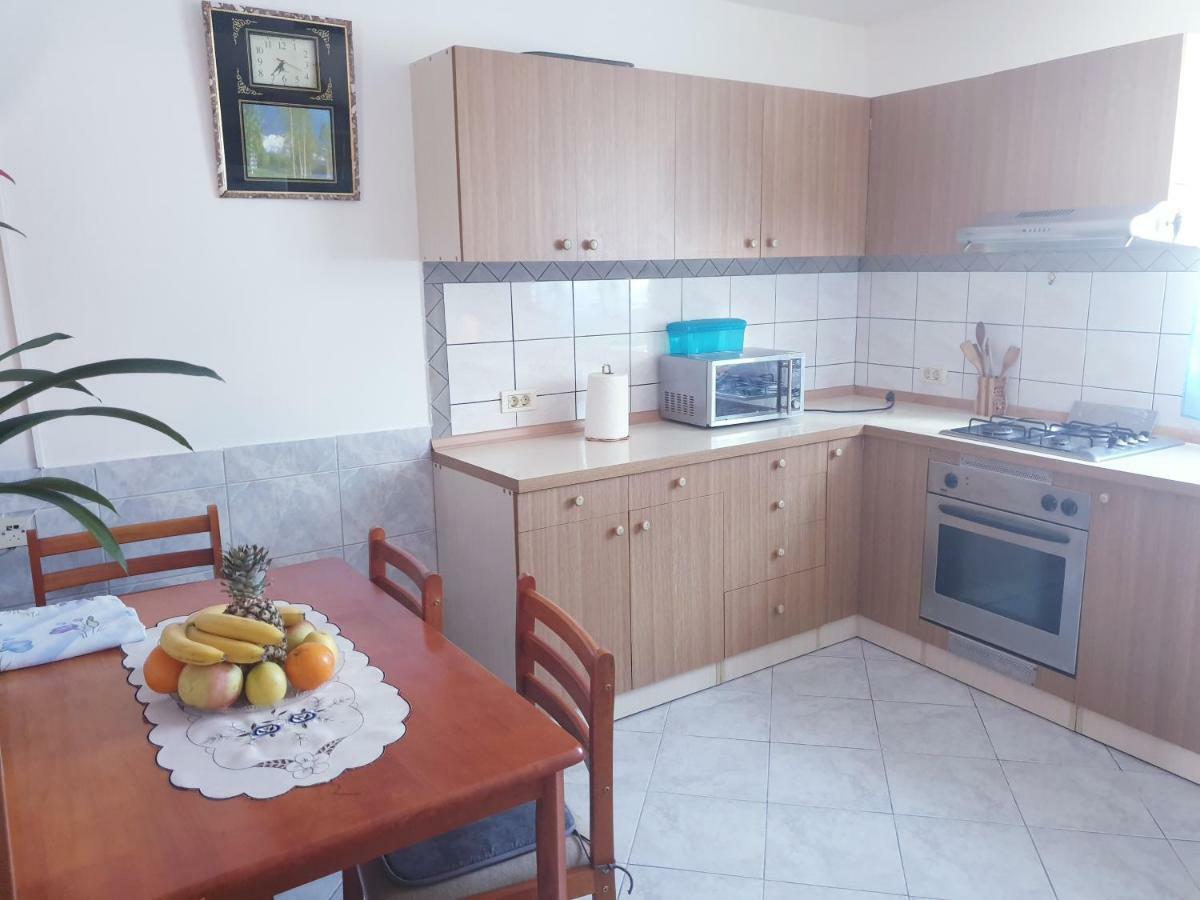 Nostress Apartment Пула Экстерьер фото