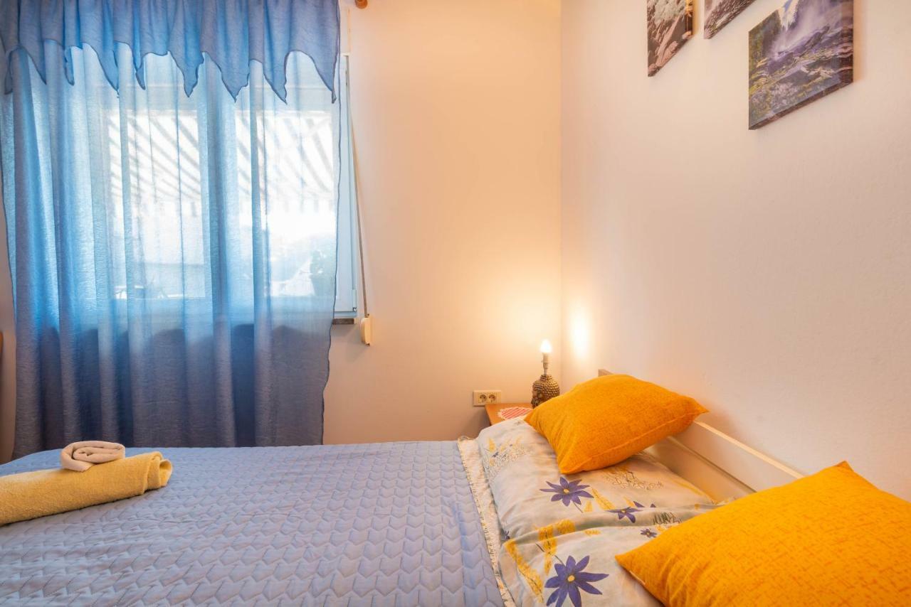 Nostress Apartment Пула Экстерьер фото