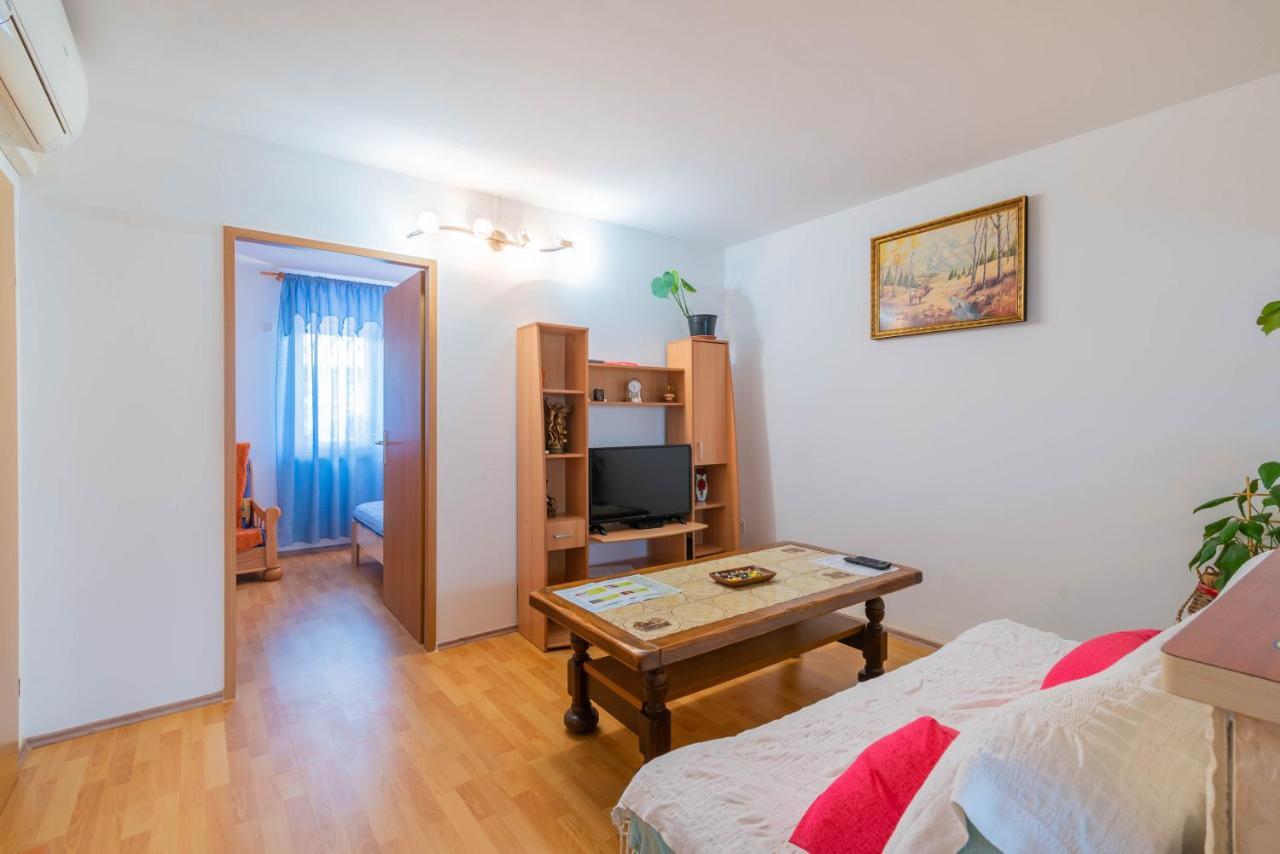 Nostress Apartment Пула Экстерьер фото
